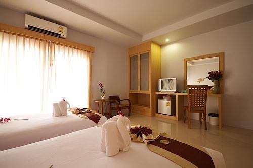 Marina Residence Pantai Bangrak Luaran gambar